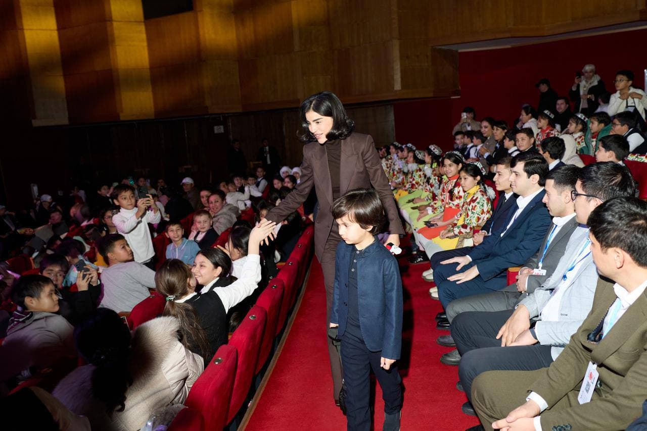 Saida Mirziyoyeva «Sehrlandiya: qahramonlik missiyasi» multfilmi premyerasida iştirok etdi - 2