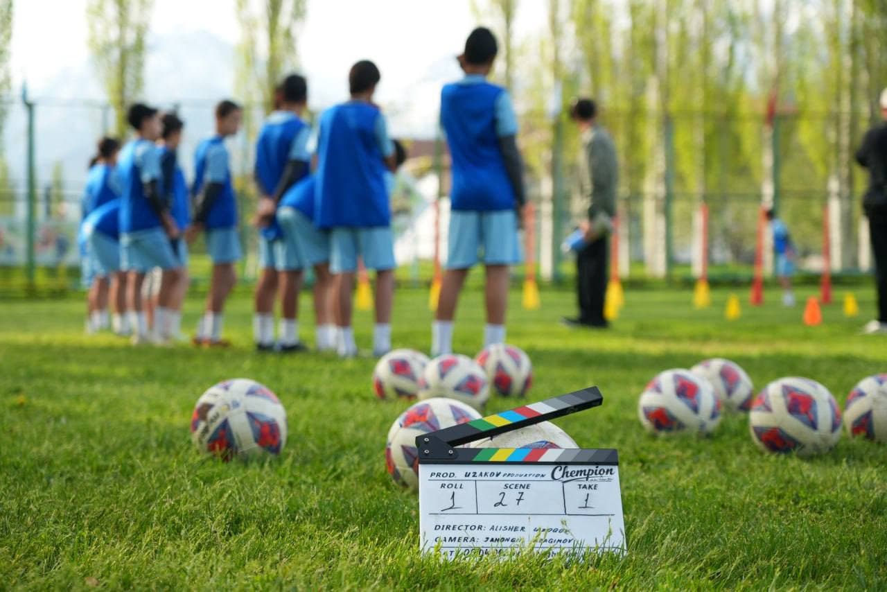 📸 “Chempion” filmining suratga olish maydonidan fotolavhalar! - 2