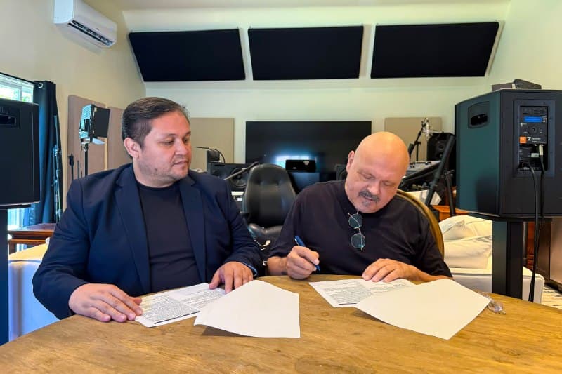 Ikki karra “Grammy” mukofoti sovrindori UOLTER AFANASIEFF Toshkentga keladi! - 2