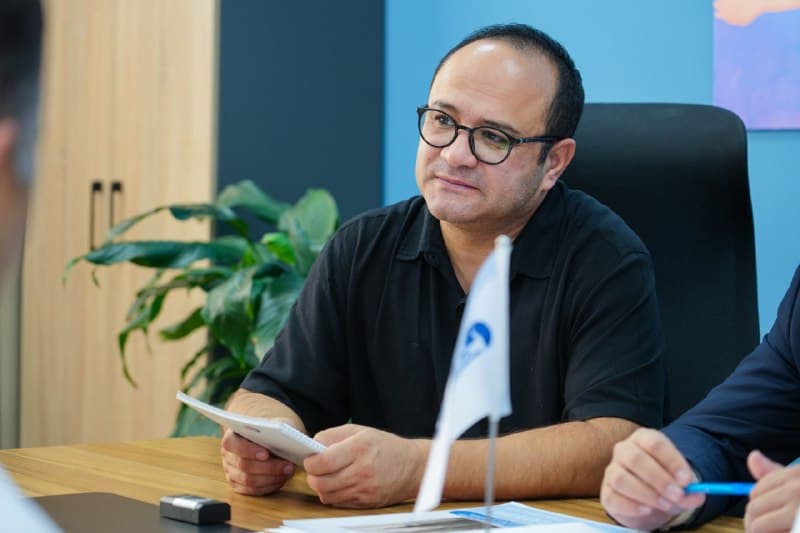 Markazda “Bayroq koʻtargan qiz” badiiy filmi ijodkorlari bilan uchrashuv boʻlib oʻtdi - 3