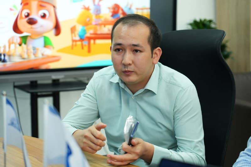 Markazda “Milliy madaniyat ensiklopediyasi” ijodkorlari bilan uçraşuv bölib ötdi - 4